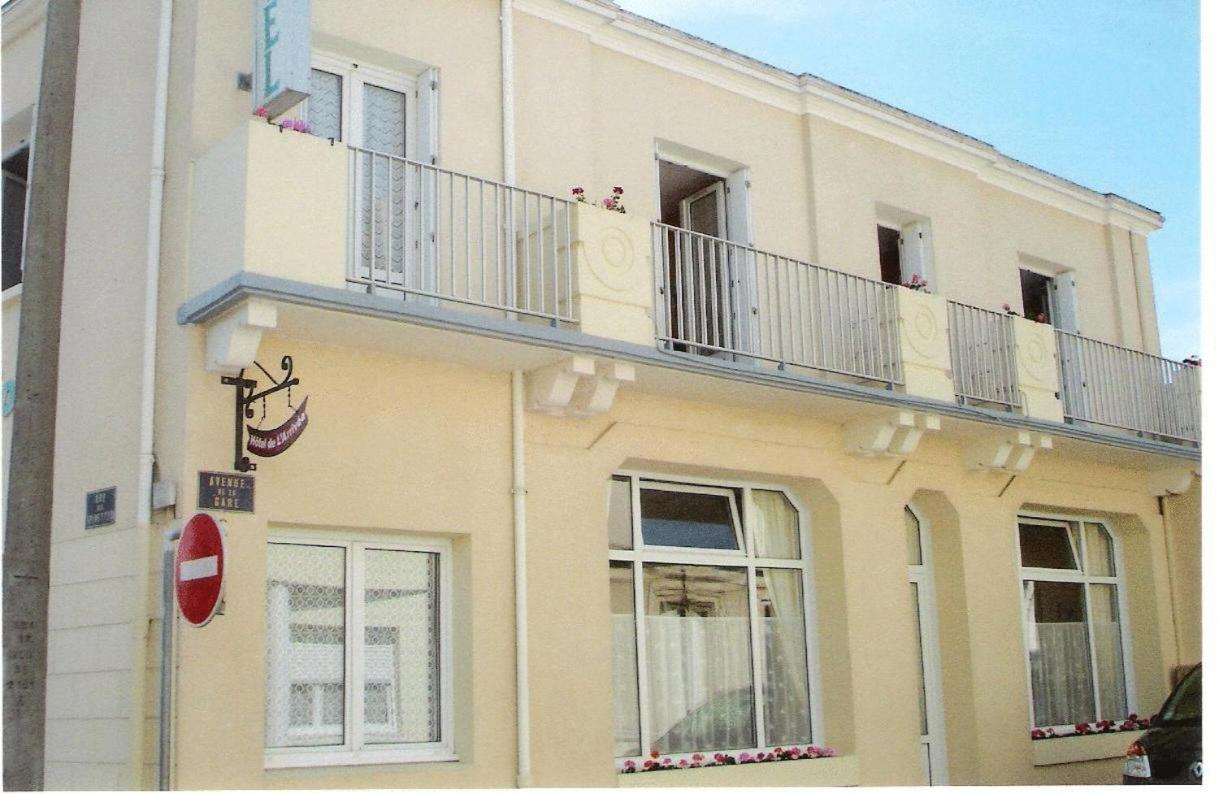 Hotel De L'Arrivee Fouras Εξωτερικό φωτογραφία