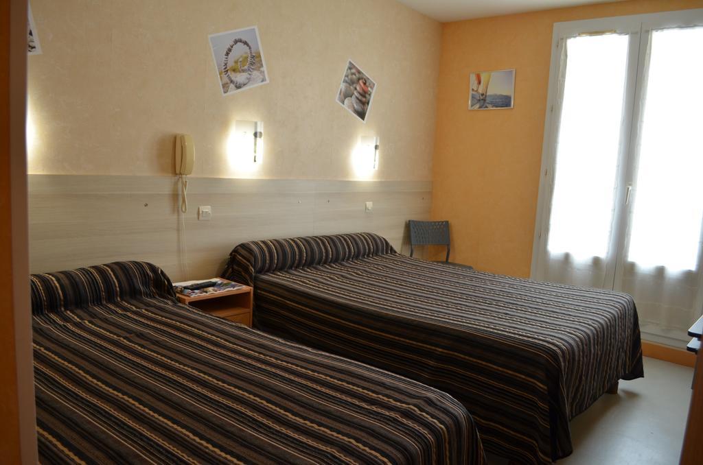 Hotel De L'Arrivee Fouras Εξωτερικό φωτογραφία