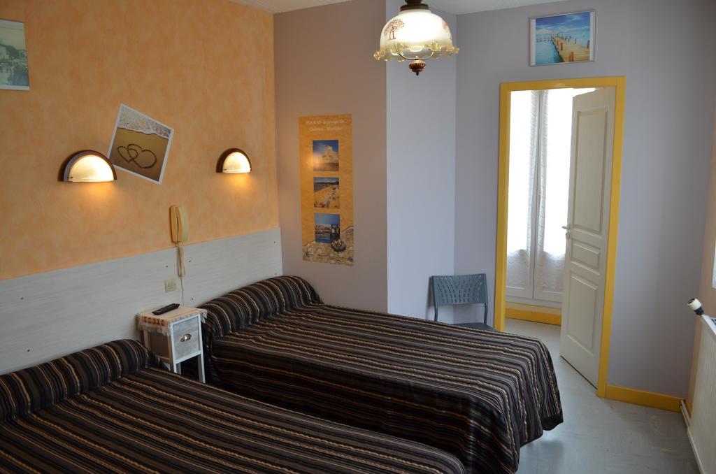 Hotel De L'Arrivee Fouras Εξωτερικό φωτογραφία